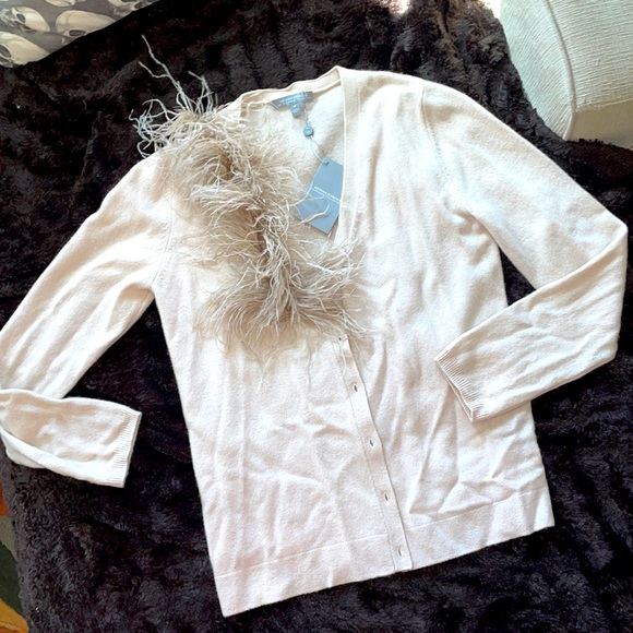 NWT Neiman Marcus 💯 Cashmere - Picture 2 of 11